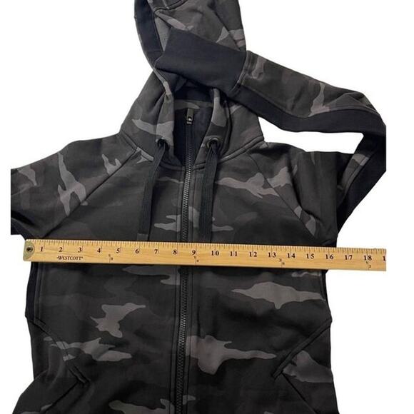 Athleta Triump Activewear Printed Camo Zip Up Hoodie Sweatshirt Size X Small New - Picture 4 of 16
